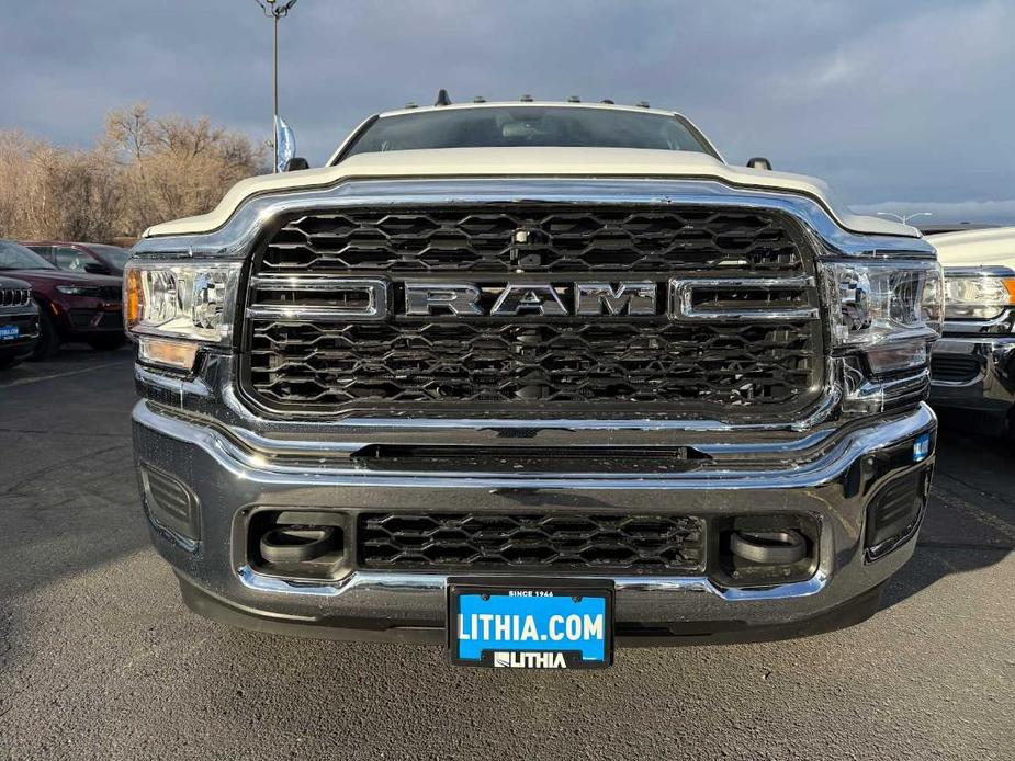 new 2024 Ram 3500 car, priced at $61,016