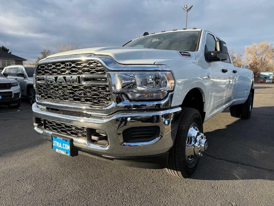 new 2024 Ram 3500 car, priced at $61,016