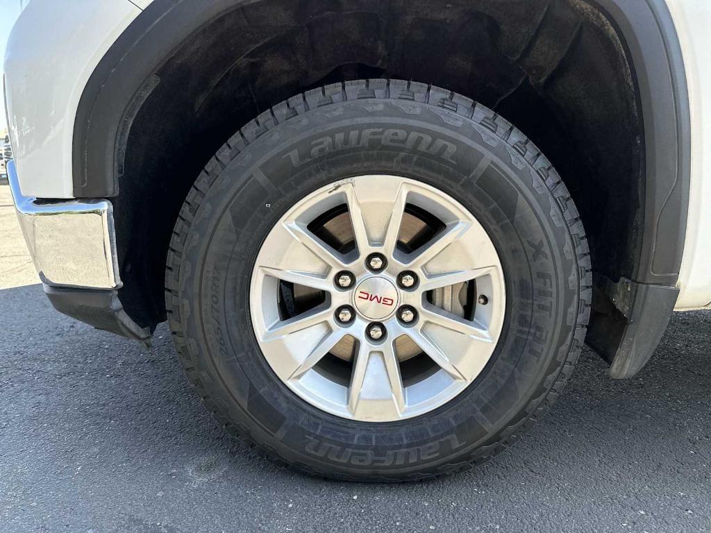 used 2023 GMC Sierra 1500 car, priced at $28,679