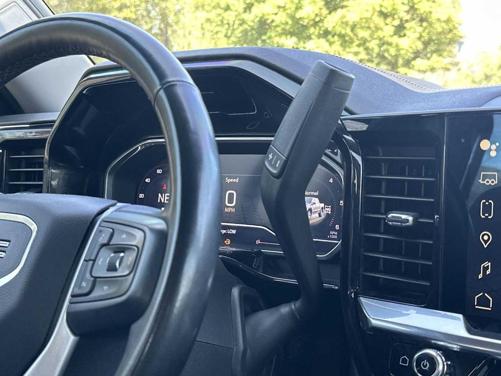 used 2023 GMC Sierra 1500 car, priced at $28,679