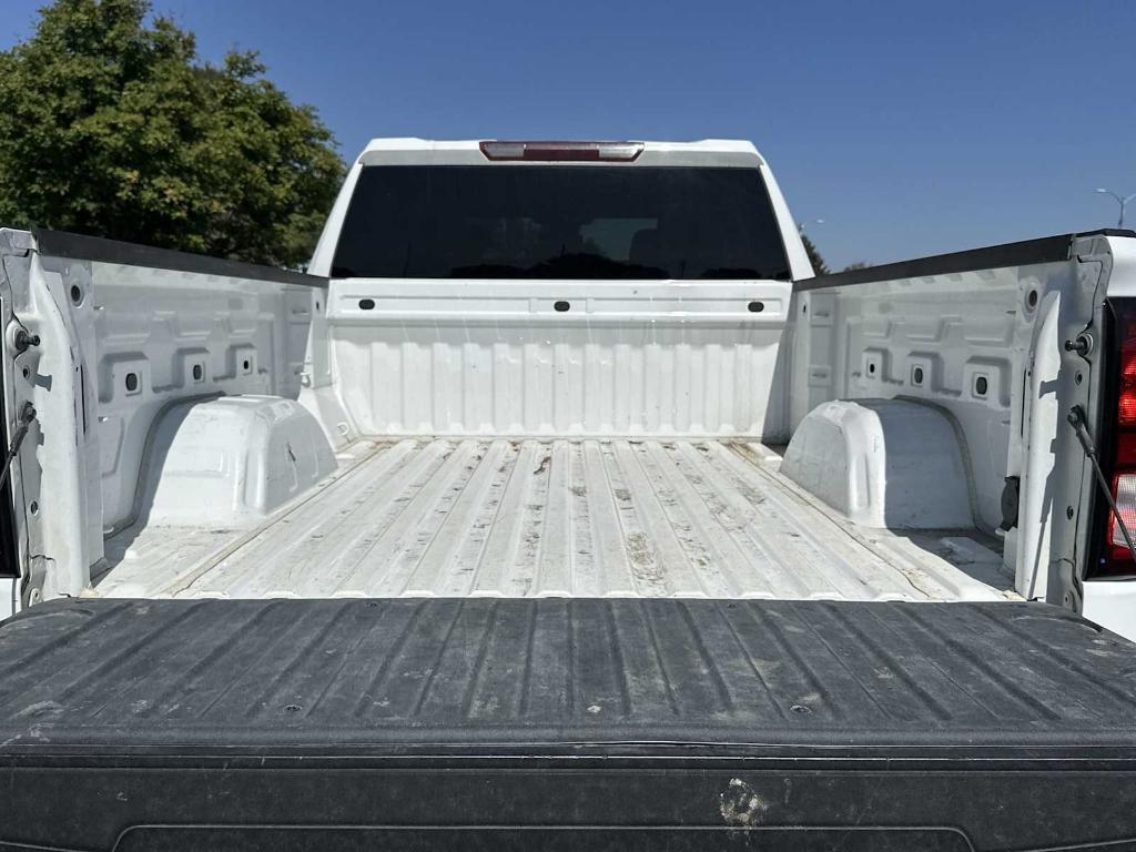 used 2023 GMC Sierra 1500 car, priced at $28,679