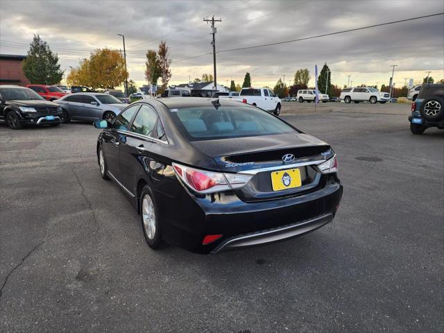 used 2015 Hyundai Sonata Hybrid car, priced at $3,400