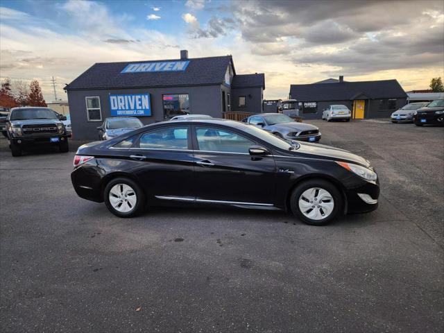 used 2015 Hyundai Sonata Hybrid car, priced at $3,400