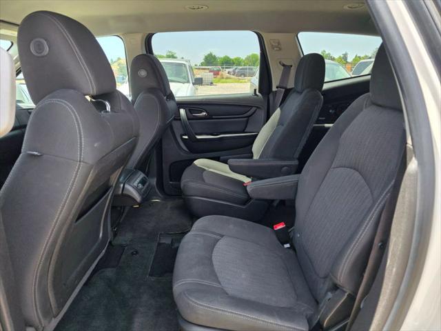 used 2014 Chevrolet Traverse car, priced at $4,900