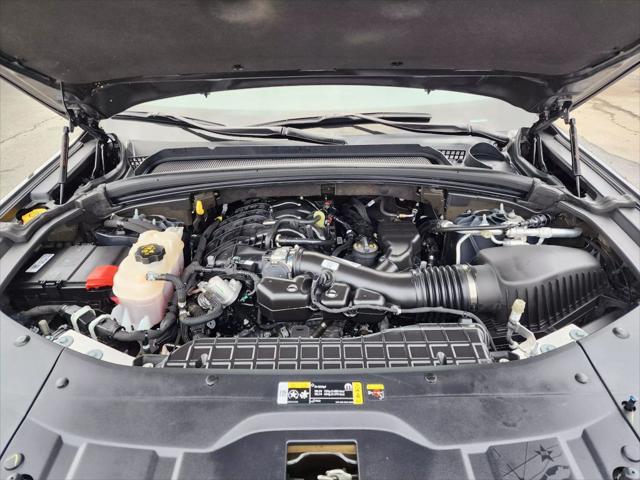 used 2023 Jeep Grand Cherokee car, priced at $28,994