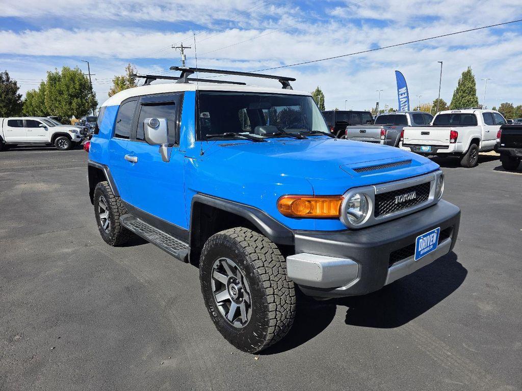 used 2007 Toyota FJ Cruiser car, priced at $15,992