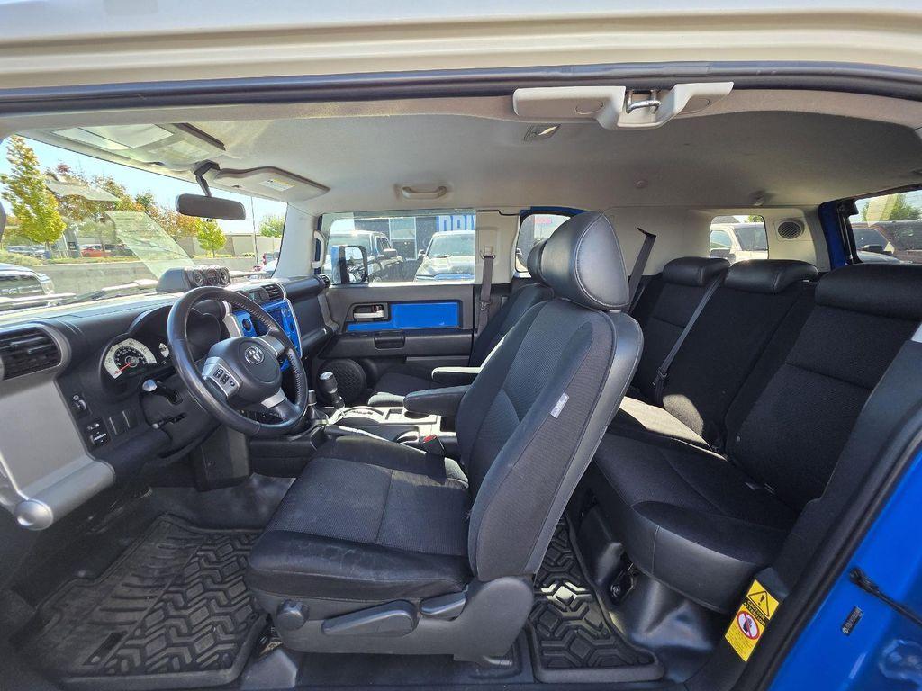 used 2007 Toyota FJ Cruiser car, priced at $15,992