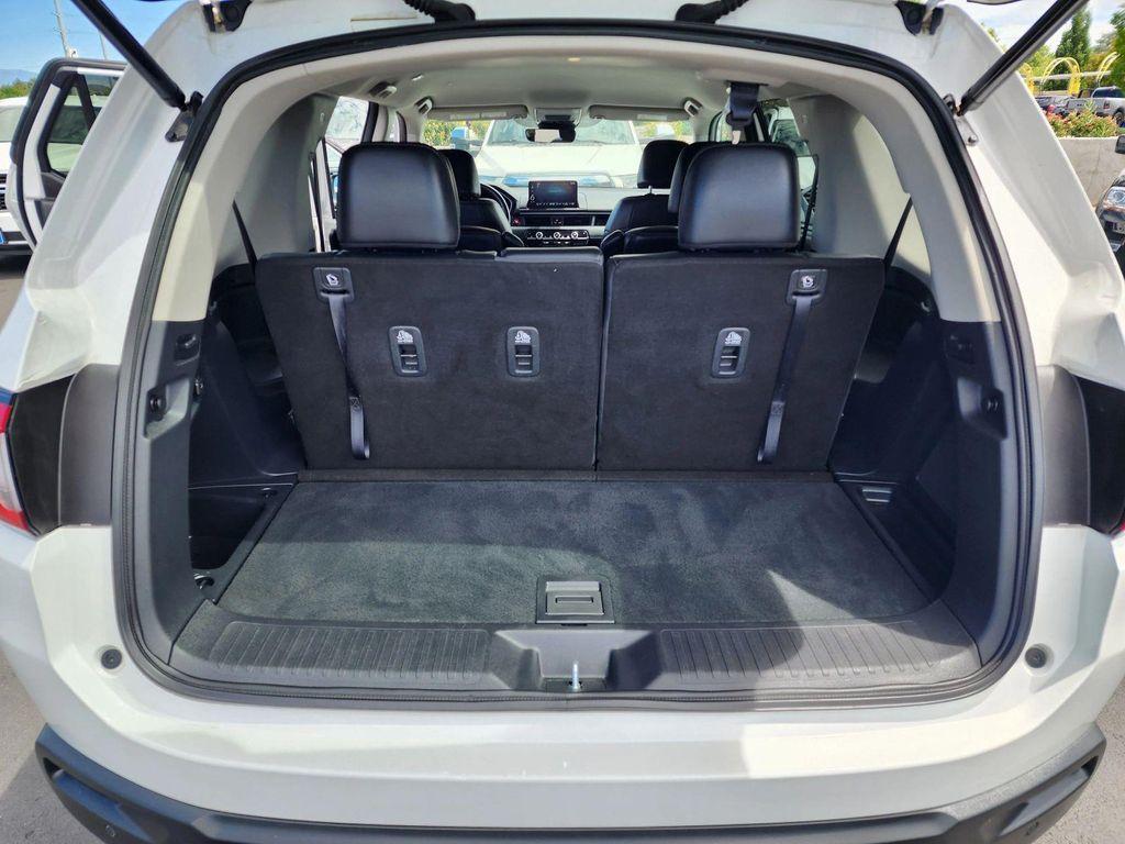 used 2023 Honda Pilot car, priced at $38,549