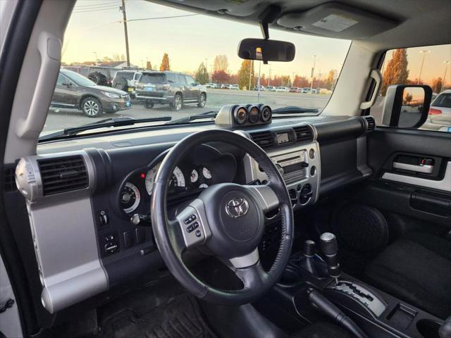 used 2008 Toyota FJ Cruiser car, priced at $13,900