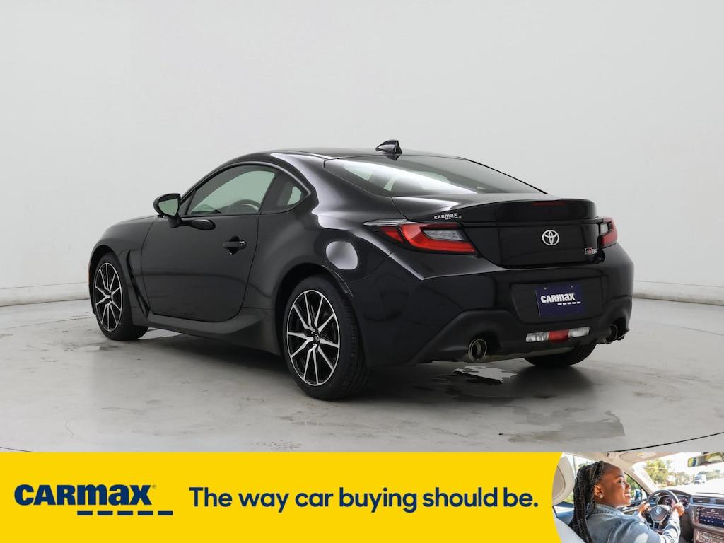 used 2023 Toyota GR86 car, priced at $31,998