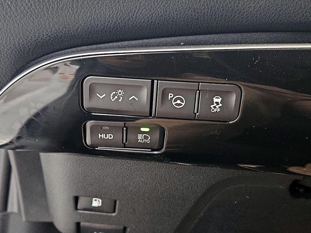 used 2020 Toyota Prius car, priced at $26,998