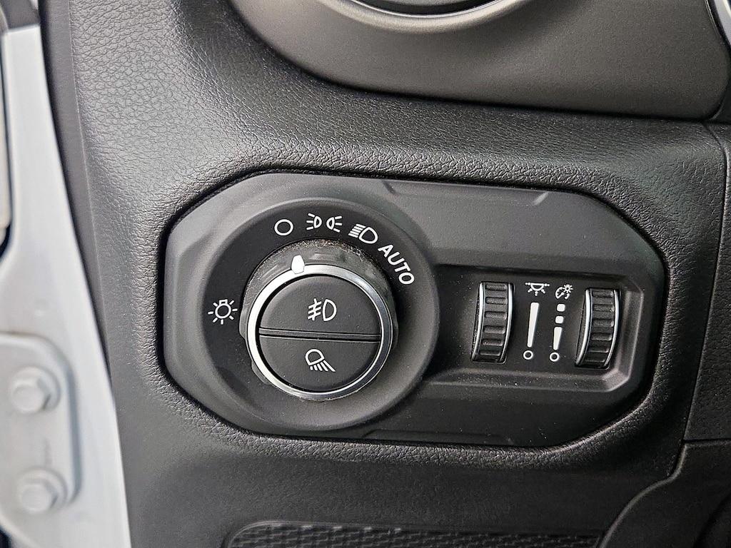 used 2021 Jeep Gladiator car, priced at $29,998