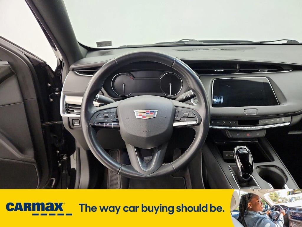 used 2023 Cadillac XT4 car, priced at $25,998