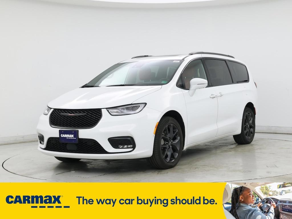 used 2021 Chrysler Pacifica car, priced at $35,998