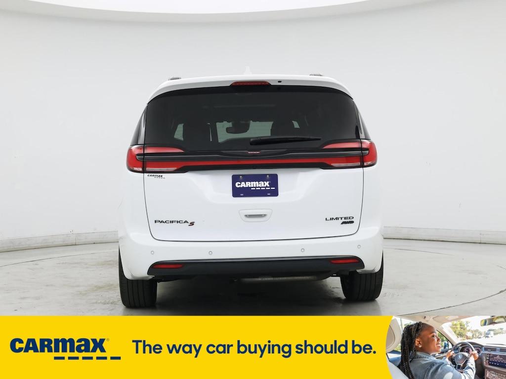 used 2021 Chrysler Pacifica car, priced at $35,998