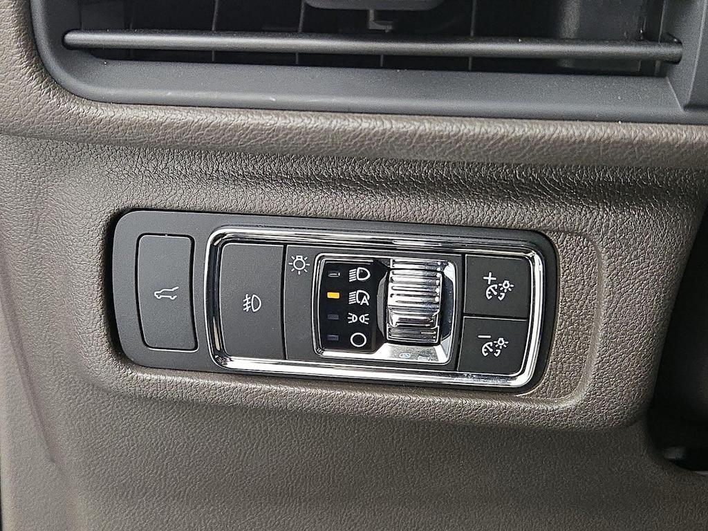 used 2021 Lincoln Corsair car, priced at $26,998