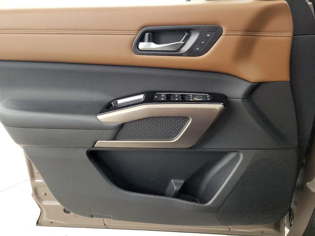 used 2024 Nissan Pathfinder car, priced at $42,998