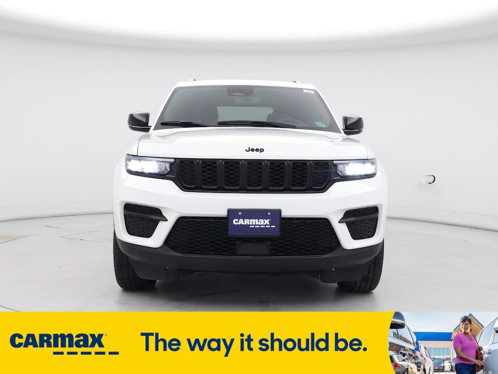 used 2023 Jeep Grand Cherokee car, priced at $37,998