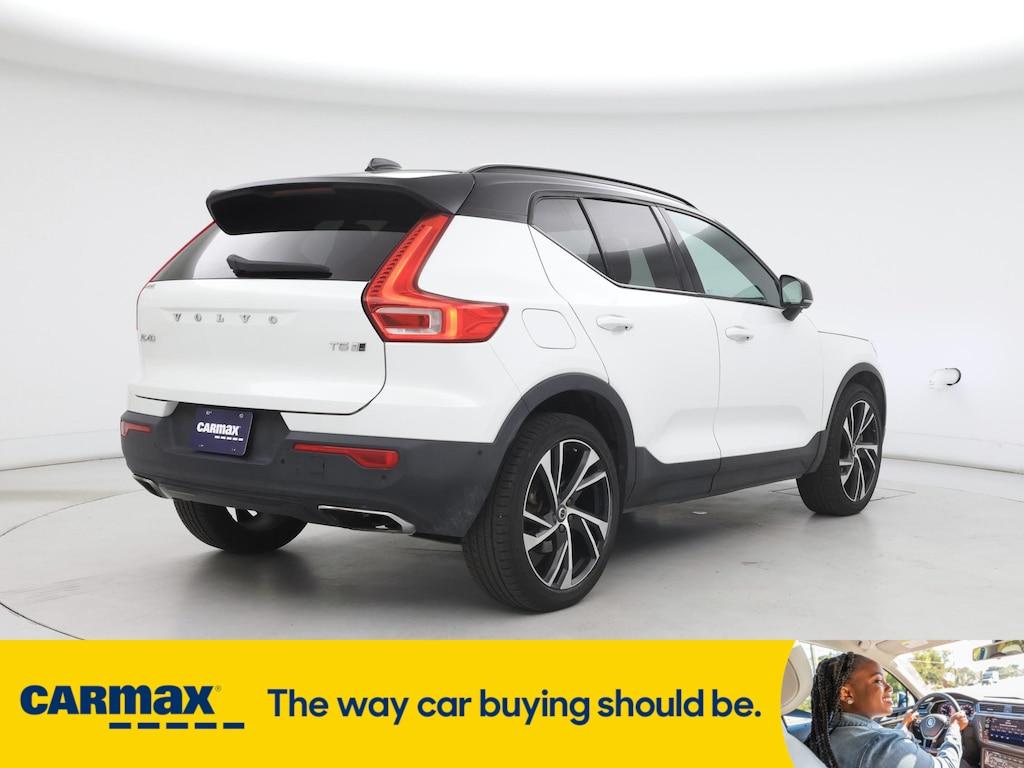 used 2019 Volvo XC40 car, priced at $25,998