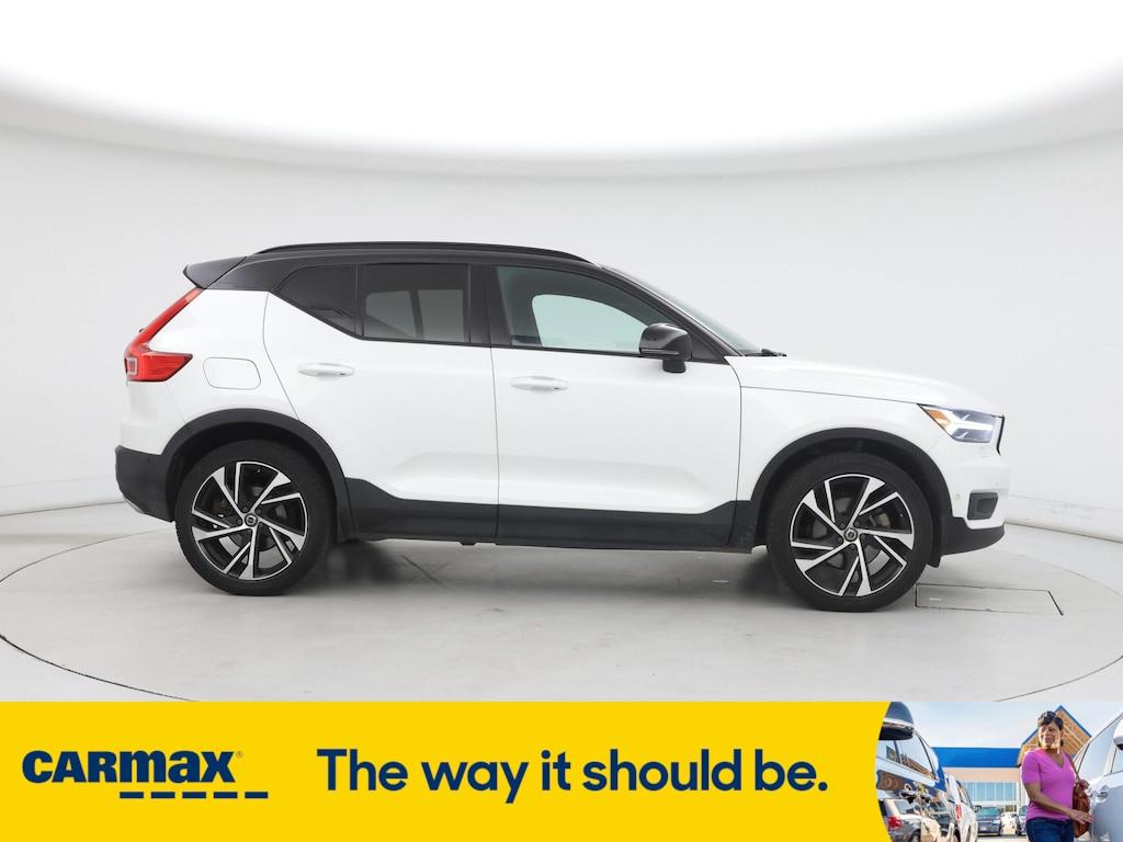 used 2019 Volvo XC40 car, priced at $25,998