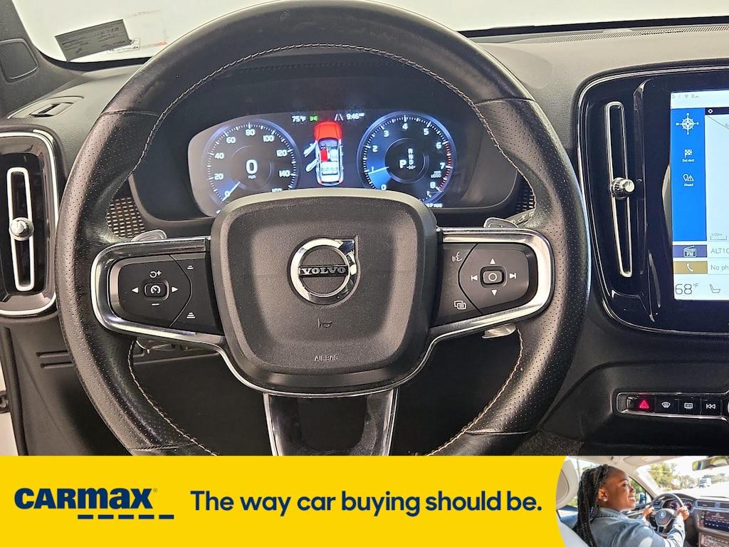 used 2019 Volvo XC40 car, priced at $25,998