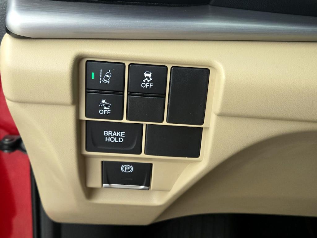 used 2021 Acura RDX car, priced at $30,998