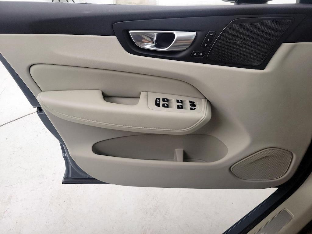 used 2024 Volvo XC60 Recharge Plug-In Hybrid car, priced at $48,998