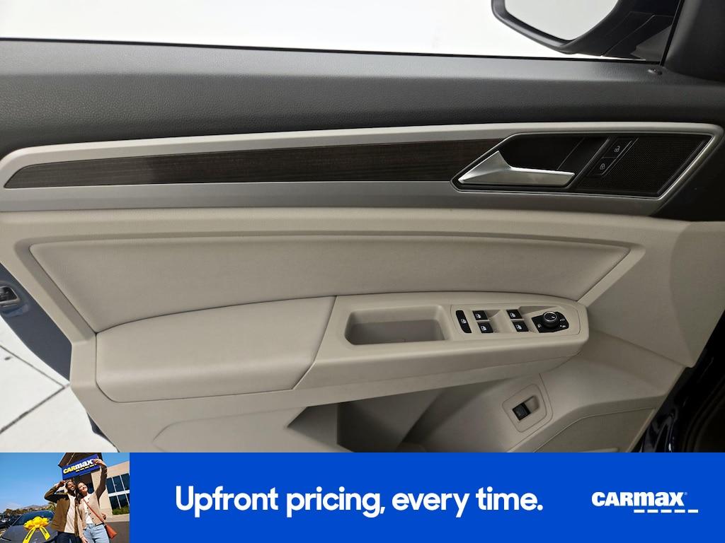used 2019 Volkswagen Atlas car, priced at $24,998