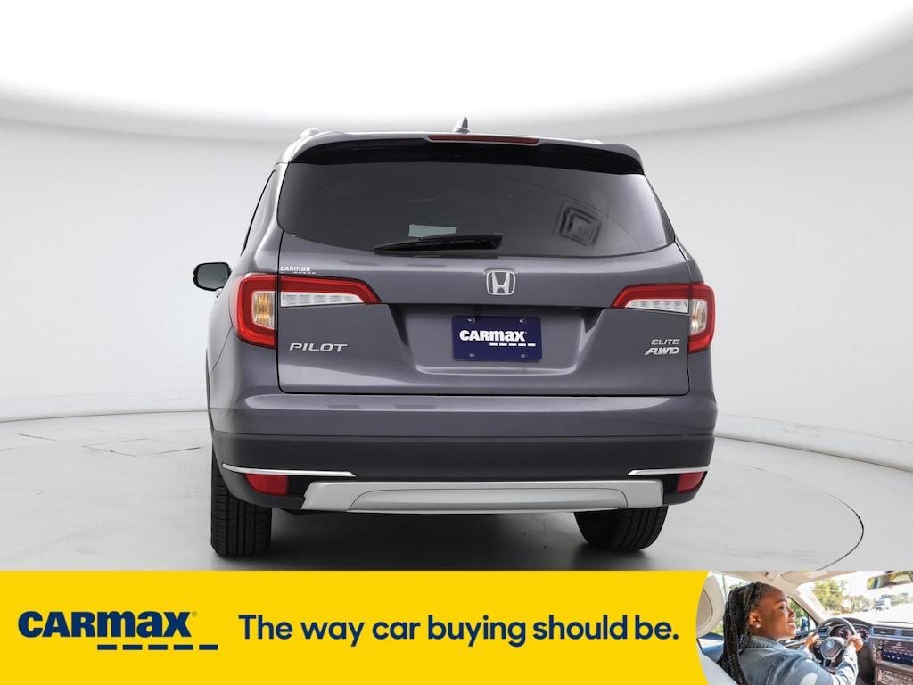 used 2022 Honda Pilot car, priced at $39,998