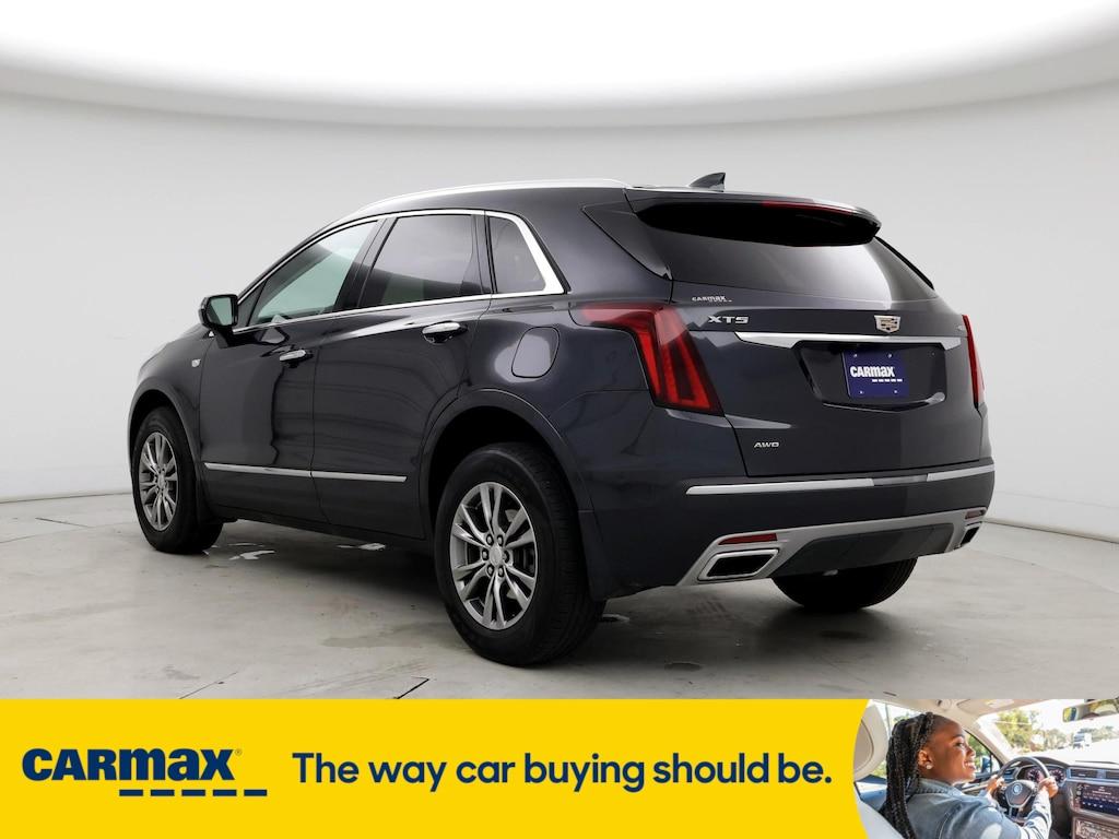 used 2022 Cadillac XT5 car, priced at $31,998