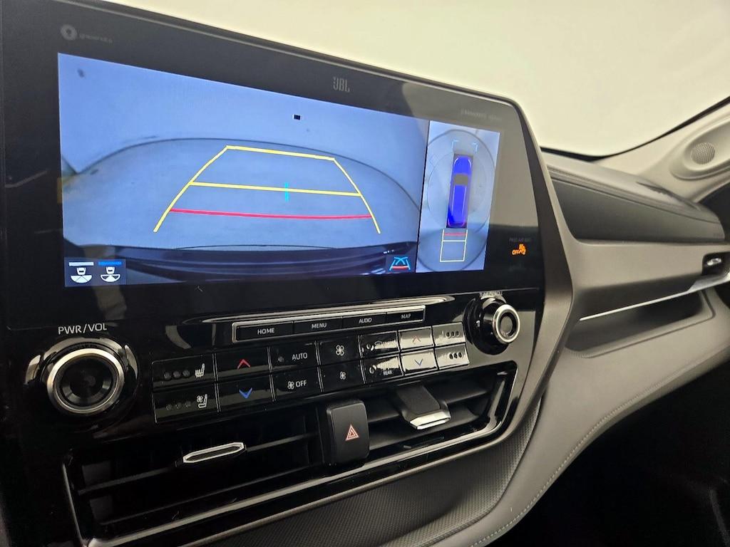 used 2020 Toyota Highlander car, priced at $28,998
