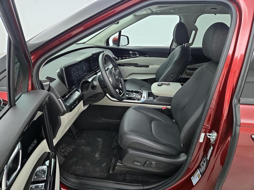 used 2024 Kia Carnival car, priced at $44,998