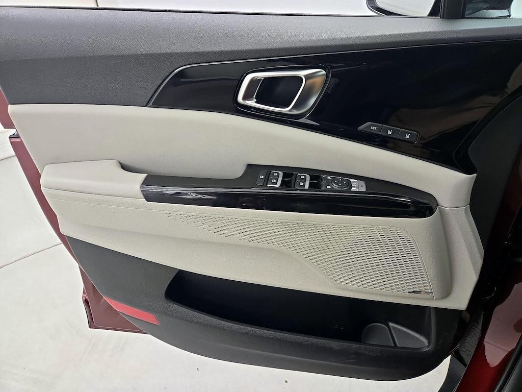 used 2024 Kia Carnival car, priced at $44,998