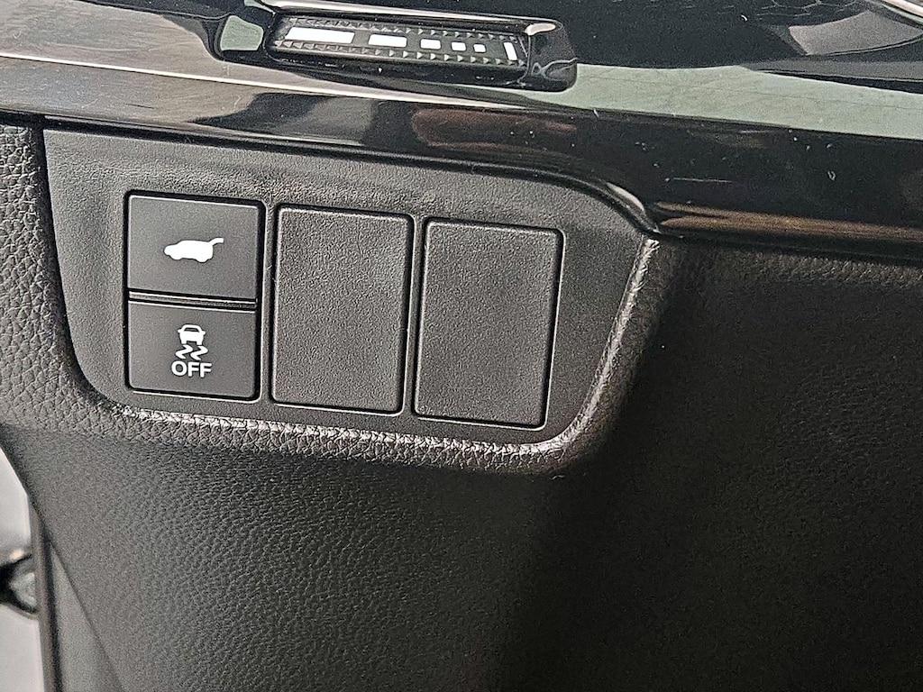 used 2025 Honda CR-V car, priced at $36,998