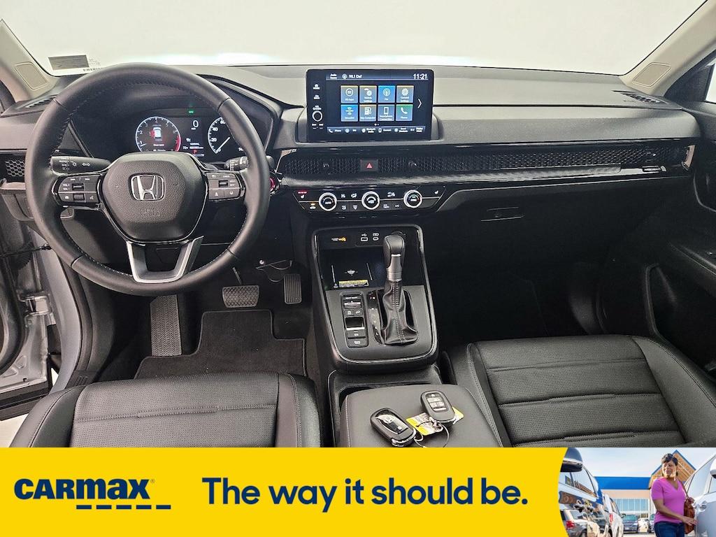 used 2025 Honda CR-V car, priced at $36,998