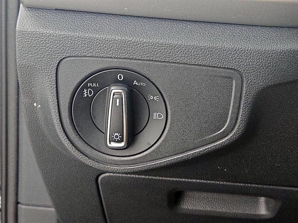 used 2019 Volkswagen Atlas car, priced at $25,998