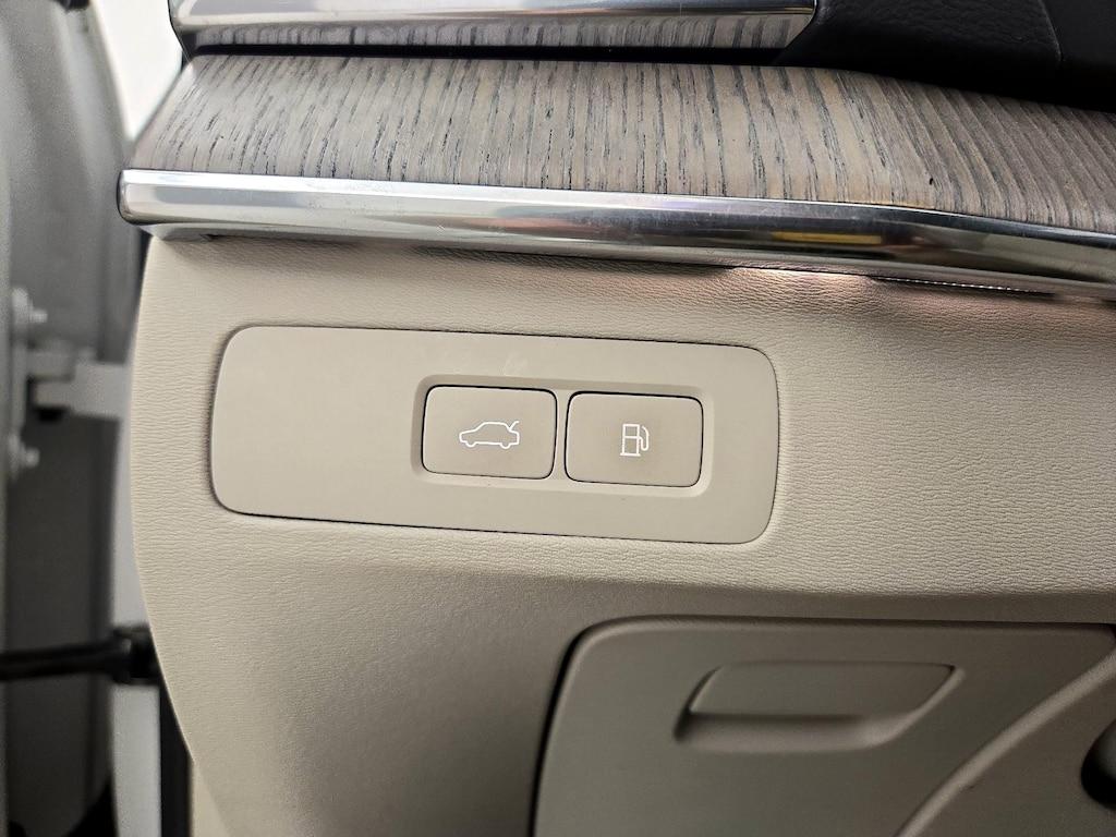 used 2023 Volvo XC90 Recharge Plug-In Hybrid car, priced at $45,998