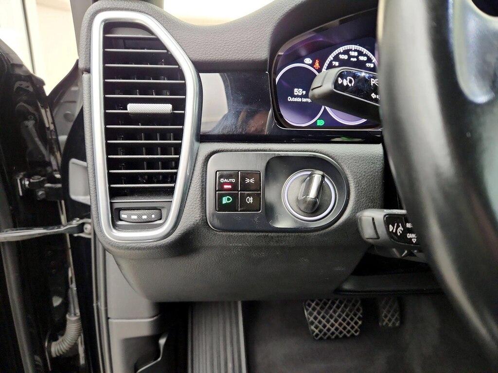 used 2021 Porsche Cayenne car, priced at $53,998