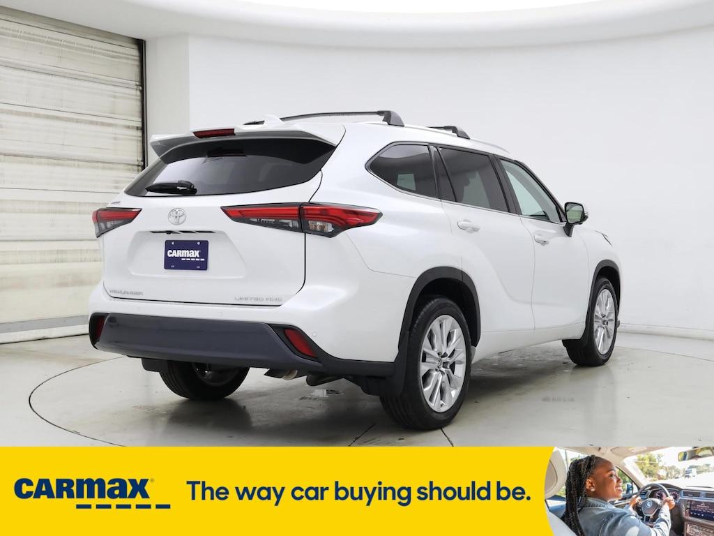 used 2023 Toyota Highlander car, priced at $49,998