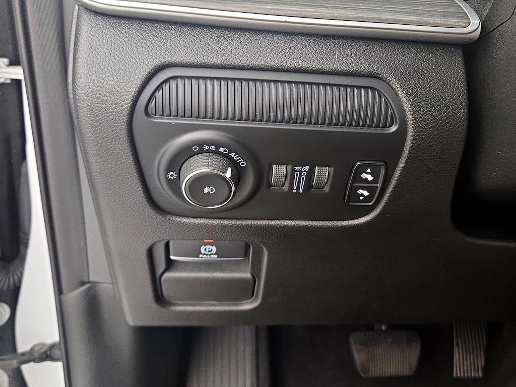 used 2024 Jeep Wagoneer L car, priced at $45,998