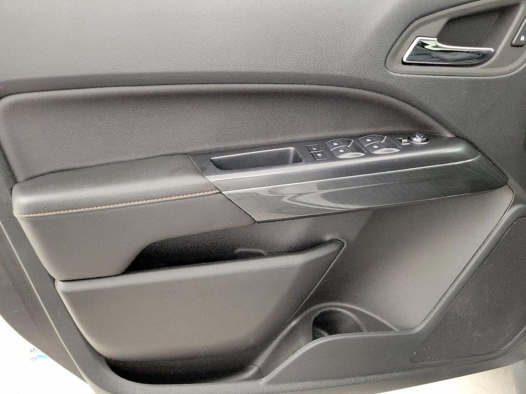 used 2022 GMC Canyon car, priced at $31,998