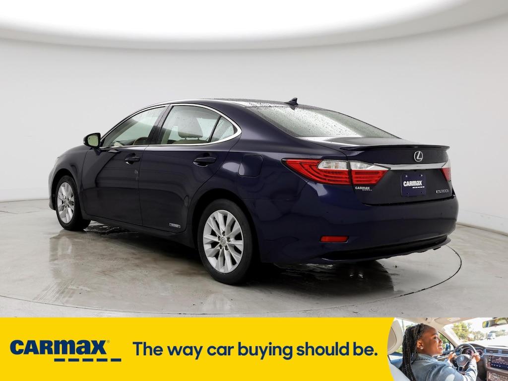 used 2013 Lexus ES 300h car, priced at $15,998