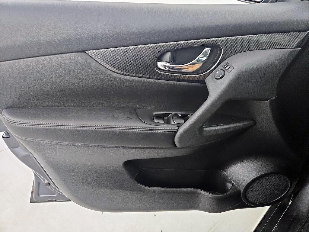 used 2016 Nissan Rogue car, priced at $15,998