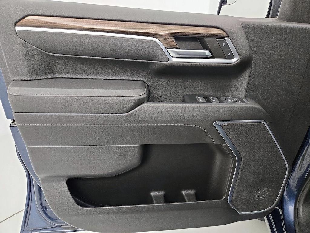 used 2022 Chevrolet Silverado 1500 car, priced at $35,998