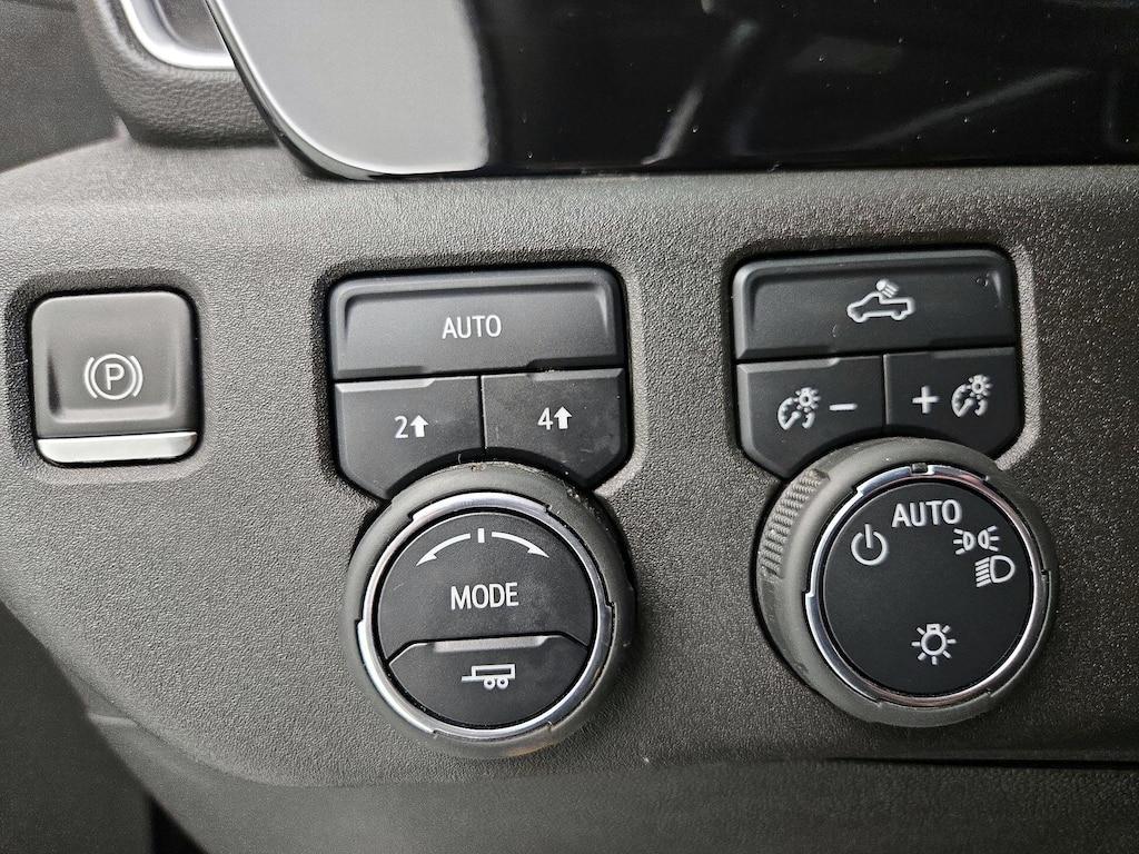 used 2022 Chevrolet Silverado 1500 car, priced at $35,998