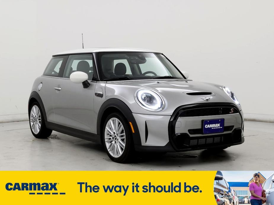 used 2024 MINI Hardtop car, priced at $27,998