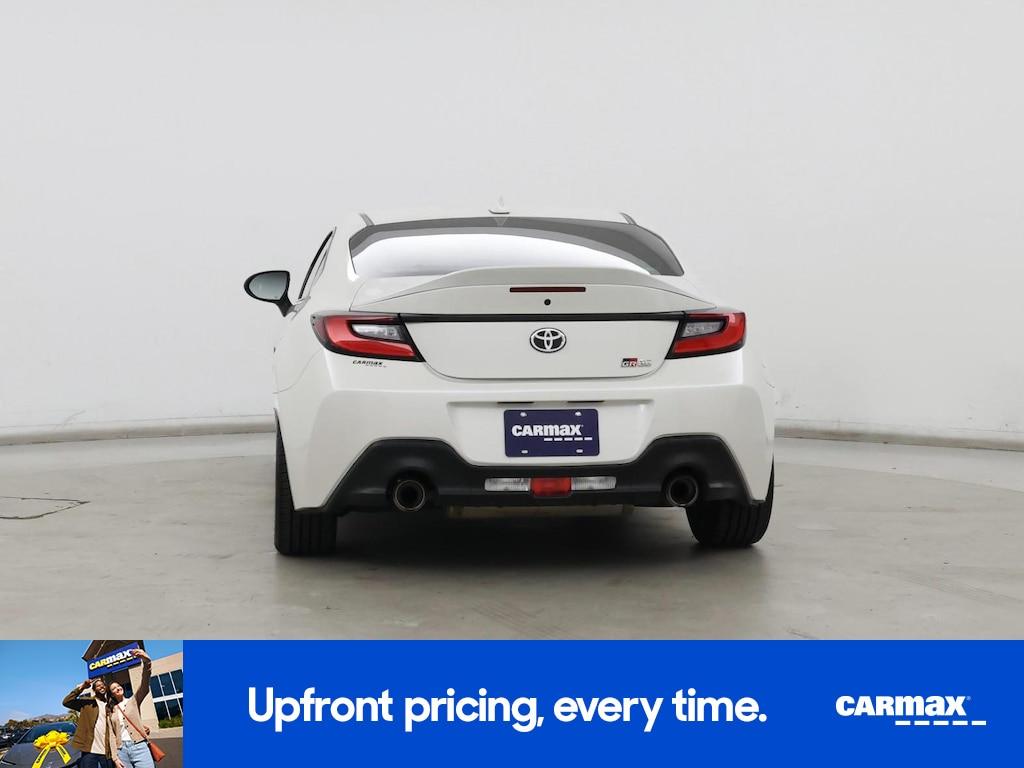 used 2023 Toyota GR86 car, priced at $30,998