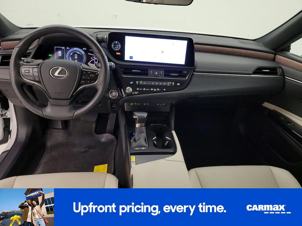 used 2024 Lexus ES 300h car, priced at $39,998