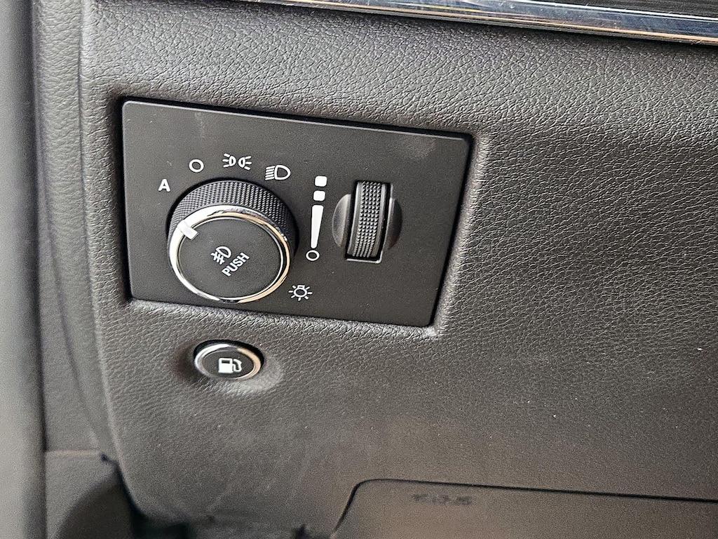 used 2019 Jeep Grand Cherokee car, priced at $22,998