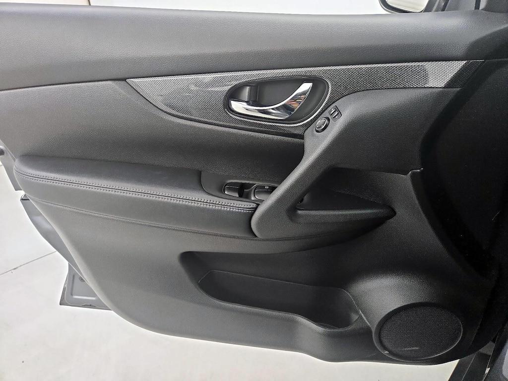 used 2016 Nissan Rogue car, priced at $17,998